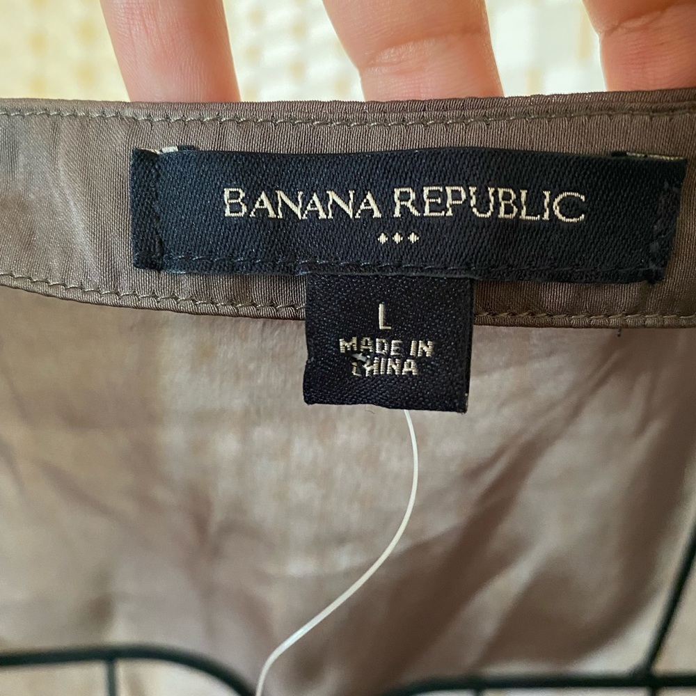NWT Banana Republic Sleeveless Satin Top - Picture 6 of 7